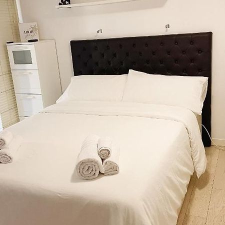밀라노 Accogliente Loft A 8 Min Dal Duomo 아파트 외부 사진